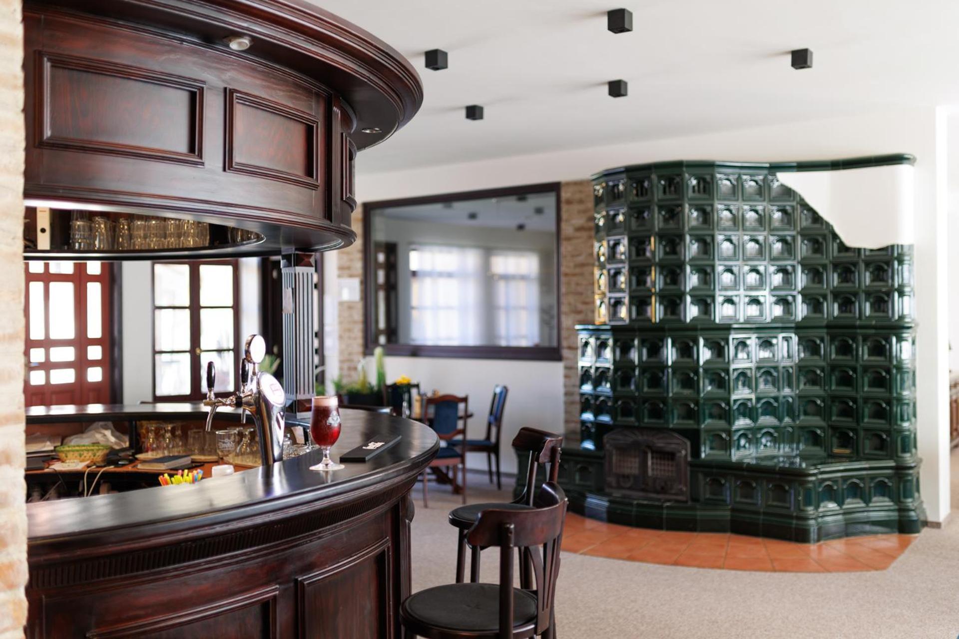 100 Eves Fogado Bed & Breakfast Szatymaz Dış mekan fotoğraf