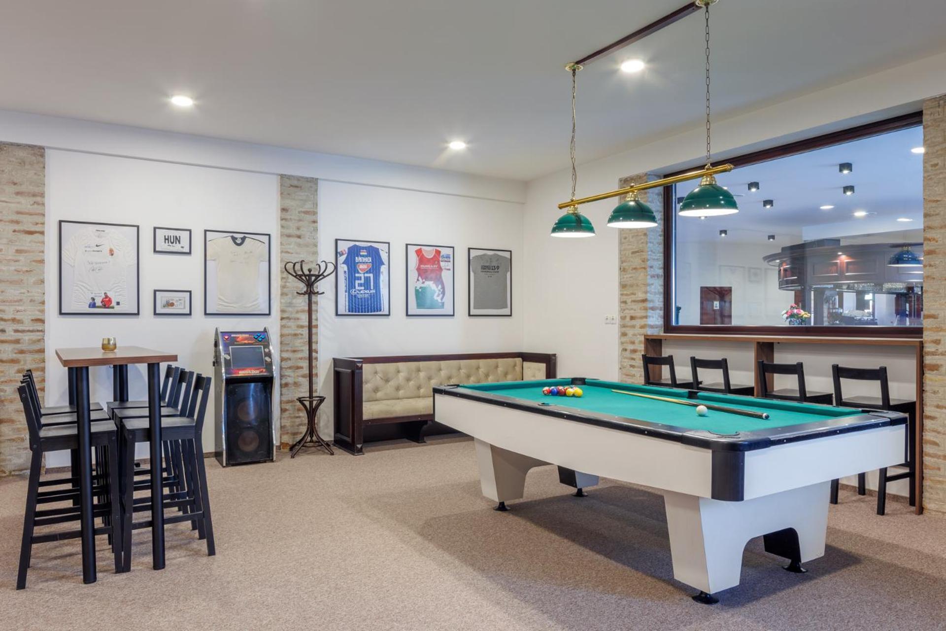 100 Eves Fogado Bed & Breakfast Szatymaz Dış mekan fotoğraf