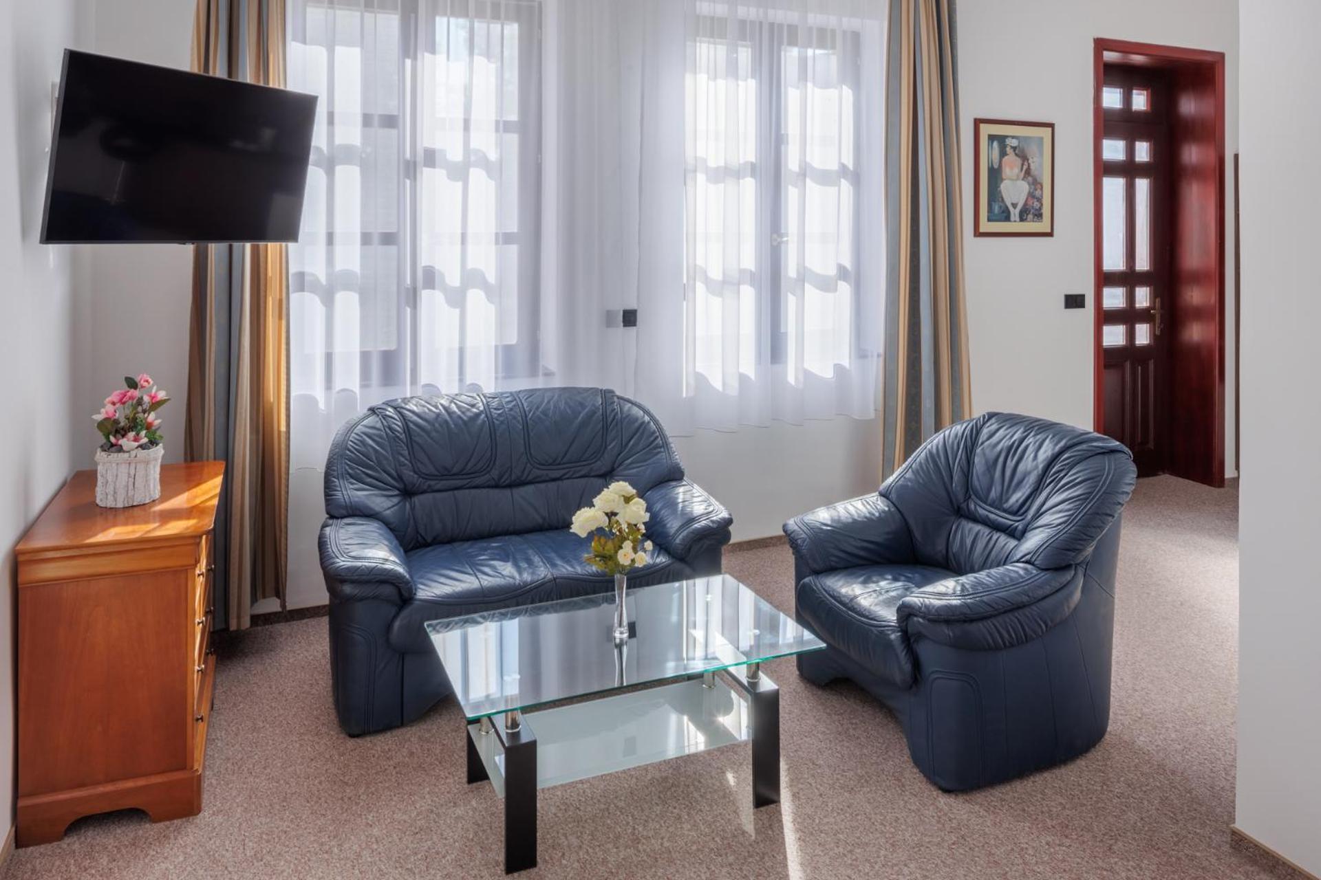 100 Eves Fogado Bed & Breakfast Szatymaz Dış mekan fotoğraf